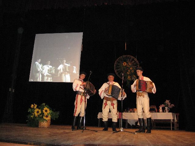 Heligonkári 